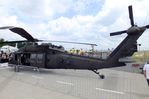 16-20811 @ EDDB - Sikorsky UH-60M Black Hawk of the US Army at ILA 2022, Berlin - by Ingo Warnecke