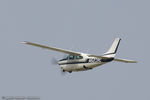 N523RC @ KOSH - Cessna T210L Turbo Centurion C/N 21060654, N523RC - by Dariusz Jezewski www.FotoDj.com