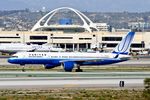 N532UA @ KLAX - United B752, N532UA at LAX - by Mark Kalfas