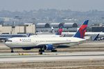 N153DL @ KLAX - Delta Boeing 767-3P6, N153DL arriving at LAX - by Mark Kalfas