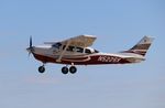 N5226K @ KOSH - Cessna T206H