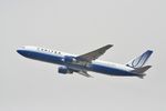 N657UA @ KLAX - United Boeing 767-322, departing LAX - by Mark Kalfas