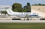 C6-MIP @ KFLL - King Air 200 zx - by Florida Metal