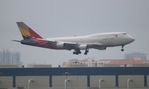 HL7618 @ KMIA - Asiana Cargo 747-400BDSF zx - by Florida Metal