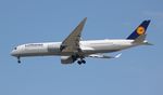D-AIXH @ KORD - Lufthansa A359 zx - by Florida Metal