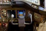 N786UA @ KSFO - Flightdeck. SFO 2023. - by Clayton Eddy