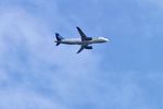 N476UA @ KORD - United Airlines Airbus A320-232, N476UA arriving from RSW, on approach to ORD - by Mark Kalfas