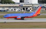 N225WN @ KFLL - SWA 737 canyon zx - by Florida Metal