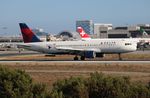 N328NW @ KLAX - DAL A320 zx in from PDX - by Florida Metal