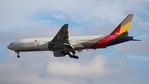 HL8254 @ KORD - Asiana 772 zx ICN-ORD - by Florida Metal