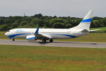 SP-ENW @ LFRB - Boeing 737-86J, Taxiing rwy 07R, Brest-Bretagne airport (LFRB-BES) - by Yves-Q