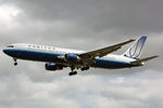 N662UA @ EGLL - at lhr - by Ronald