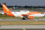 OE-LQD @ LFPG - at cdg - by Ronald