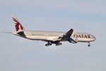 A7-BEM @ KORD - QATAR B77W A7-BEM QTR725 OTHH-KORD, RWY 10C APP KORD - by Mark Kalfas