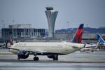 N537DT @ KSFO - Runway 10 SFO 2023.