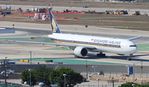 9V-SWY @ KLAX - SIA 773 zx LAX-NRT - by Florida Metal