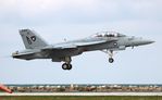 166467 @ KBKL - F-18F zx - by Florida Metal