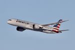 N840AN @ KORD - B789 American Airlines Boeing 787-9 Dreamliner N840AN AAL2346 ORD-DFW - by Mark Kalfas