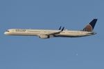 N57869 @ KORE - B753 United Airlines Boeing 757-33N N57869 UA1912 KORD-KIAH  Departing 28R - by Mark Kalfas