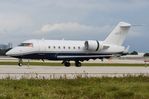 N2FD @ KFLL - CL604 taxying past for departure - by FerryPNL