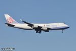 B-18725 @ KORD - B744 China Airlines Cargo Boeing 747-409F B-18725 CAL5226 PANC-KORD - by Mark Kalfas