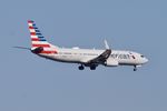 N305NX @ KORD - B738 American Airlines Boeing 737-823 N305NX AAL2965  MIA-ORD - by Mark Kalfas