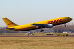 D-AEAO @ EHAM - at spl - by Ronald