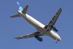 N470UA @ KORD - A320 United Airlines AIRBUS A320-232 N470UA UAL254 DCA-ORD - by Mark Kalfas