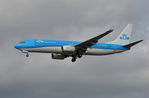 PH-BXF @ EGLL - Boeing 737-8K2 landing at London Heathrow.