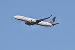 N27477 @ KORD - B739 United Airlines  BOEING 737-924ER N27477 UAL2091 ORD-LAS - by Mark Kalfas