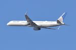 N77867 @ KORD - B753 UNITED AIRLINES Boeing 757-33N N77867 UAL2320 ORD-DEN - by Mark Kalfas