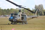 N624HF @ KSUA - UH-1 zx