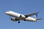 N474UA @ KORD - A320 United Airlines Airbus A320-232 N474UA UAL2031 IAD-ORD - by Mark Kalfas