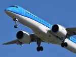 PH-NXJ @ LFBD - KLM1441 from Amsterdam landing runway 23 - by Jean Christophe Ravon - FRENCHSKY