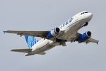 N845UA @ KORD - A319 United Airlines Airbus A319-131, N845UA UAL1195 ORD-IAH - by Mark Kalfas