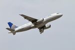 N427UA @ KORD - A320 United Airlines Airbus A320-232 N427UA UAL439 ORD-DCA - by Mark Kalfas