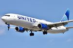 N38459 @ KORD - B739 United Airlines Boeing 737-924/ER  N38459 UAL2312 DEN-ORD, 28C approach KORD - by Mark Kalfas