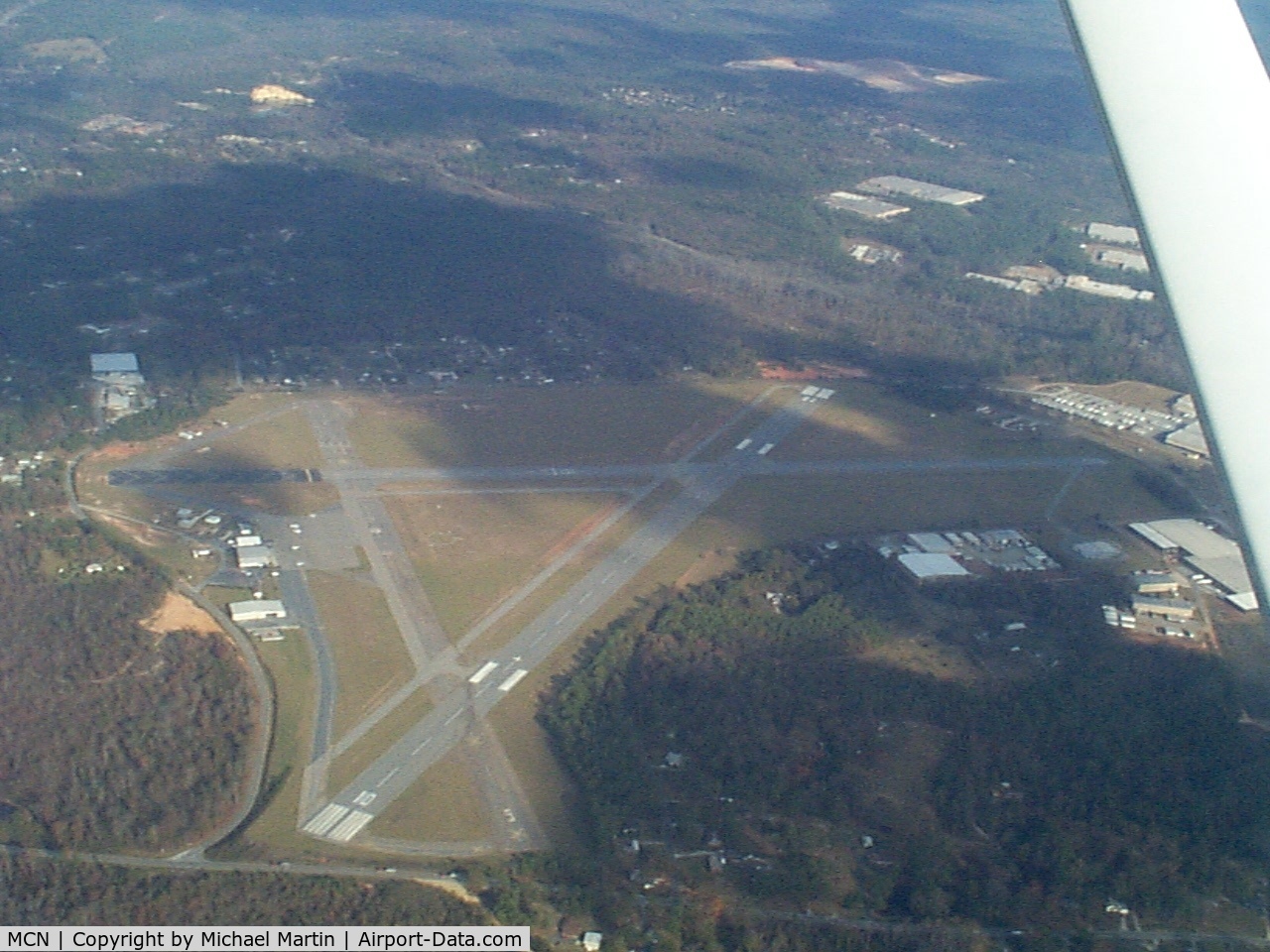 Middle Georgia Regional Airport (MCN) - Middle Georgia Regional Airport