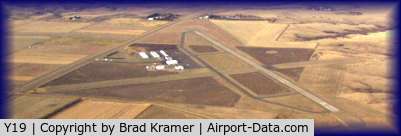 Mandan Municipal Airport (Y19) - Y19 from the South