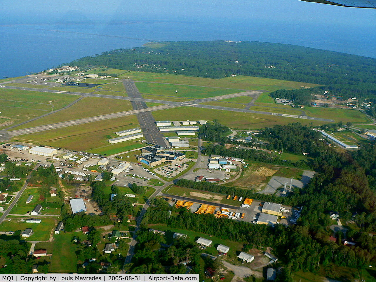 Dare County Regional Airport (MQI) - Dare County taken SSE airport looking NNW