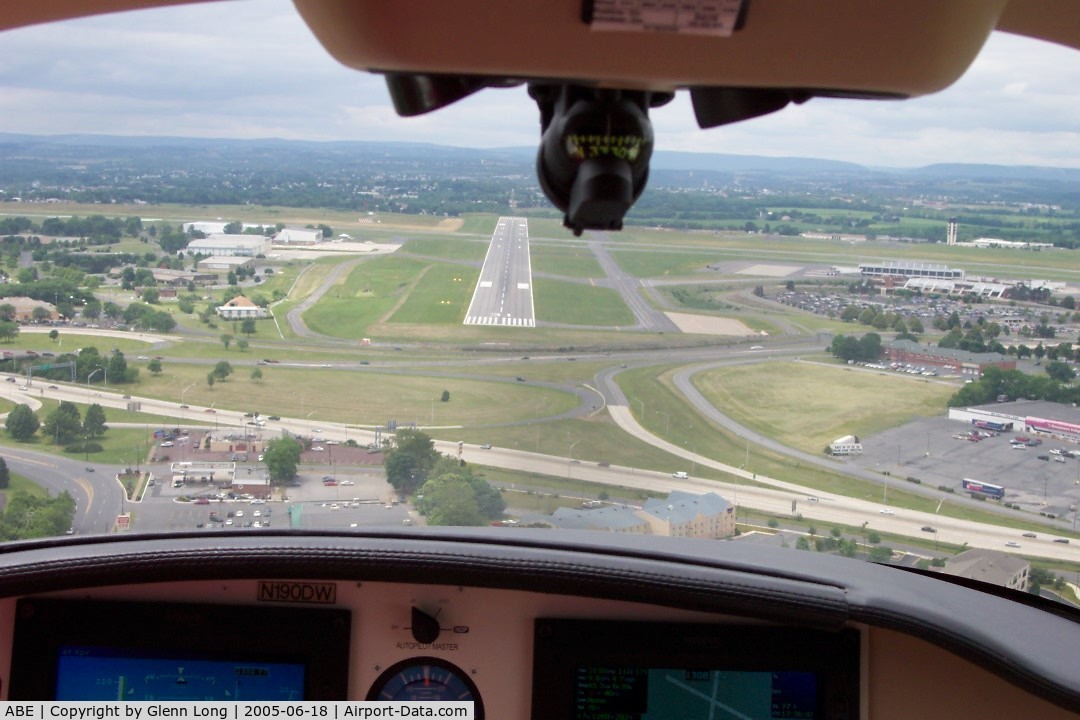 Lehigh Valley International Airport (ABE) - Approach to 31 at Allentown, PA