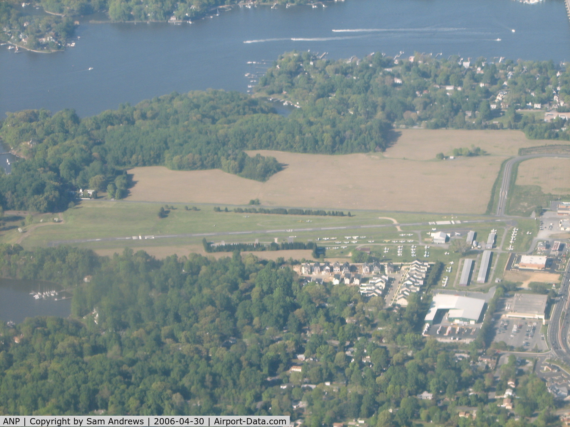 Lee Airport (ANP) - On approach to BWI