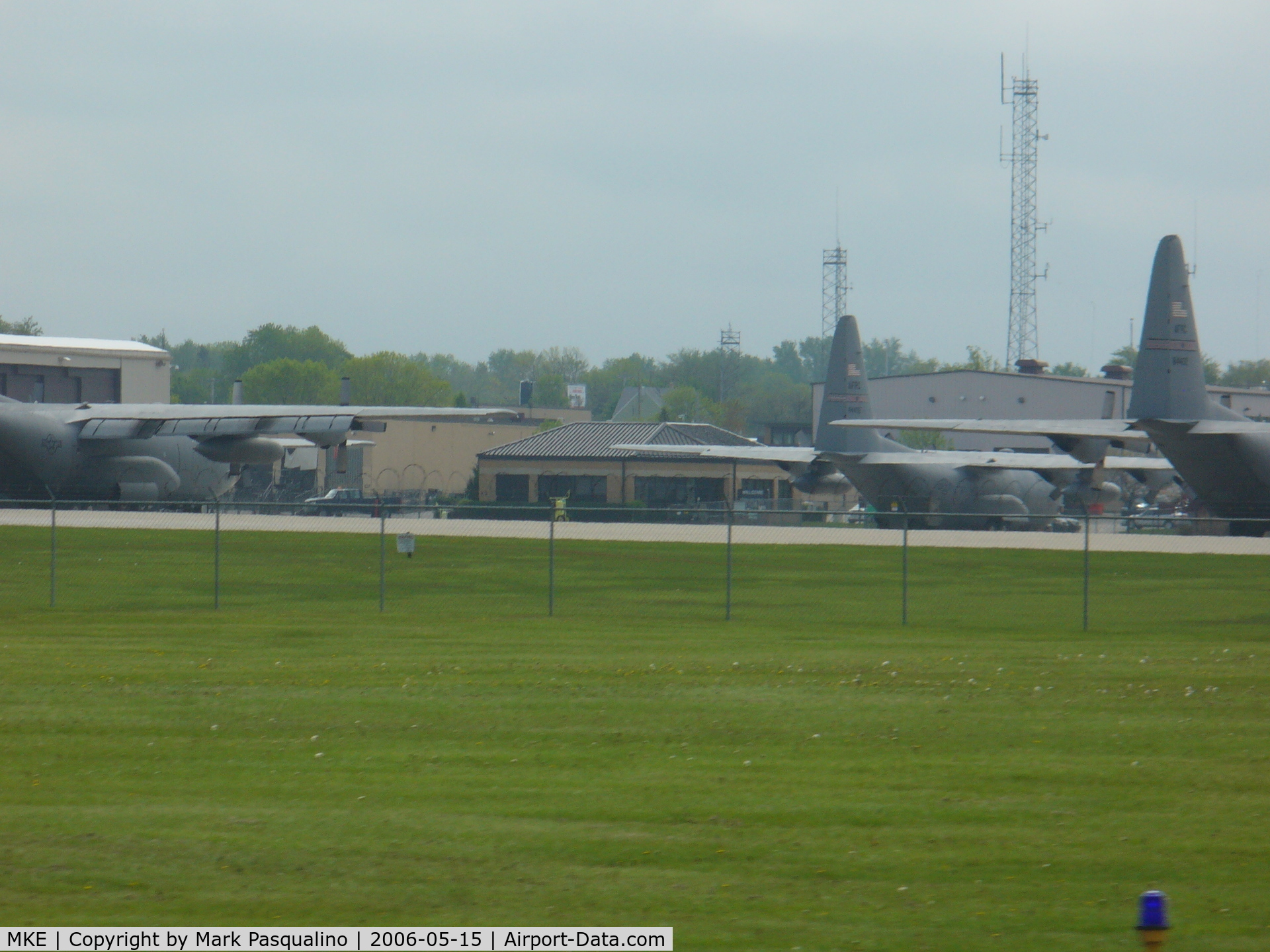 General Mitchell International Airport (MKE) - C-130 flight line