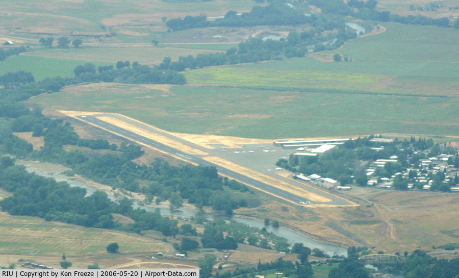 Rancho Murieta Airport (RIU) - Rancho Murieta from SE