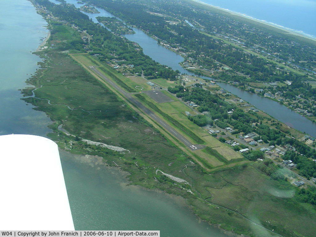 Ocean Shores Municipal Airport (W04) - Very rough not flat hard on stif gear cross winds but fun if you are up to it!
