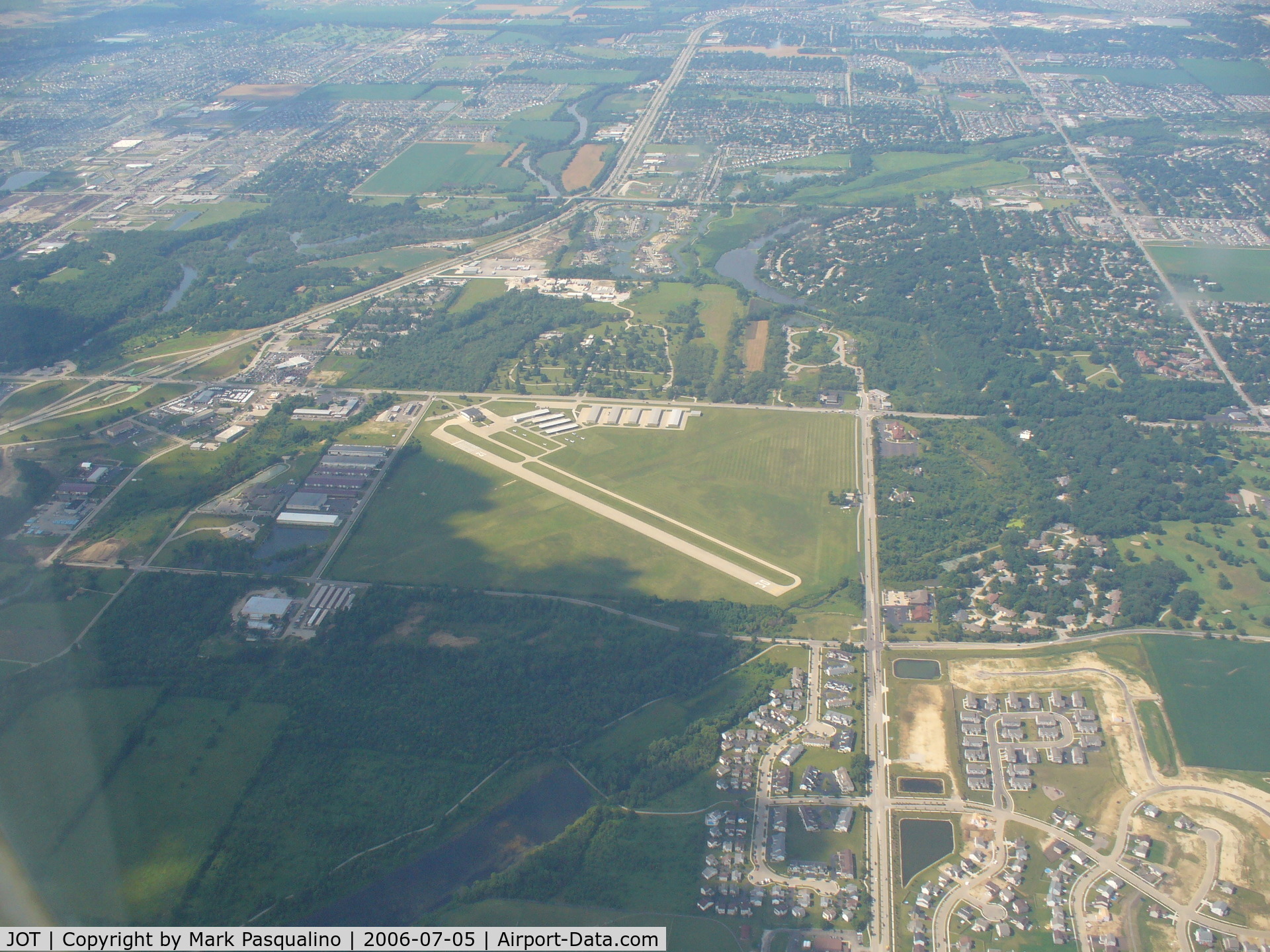 Joliet Regional Airport (JOT) - Joliet, IL