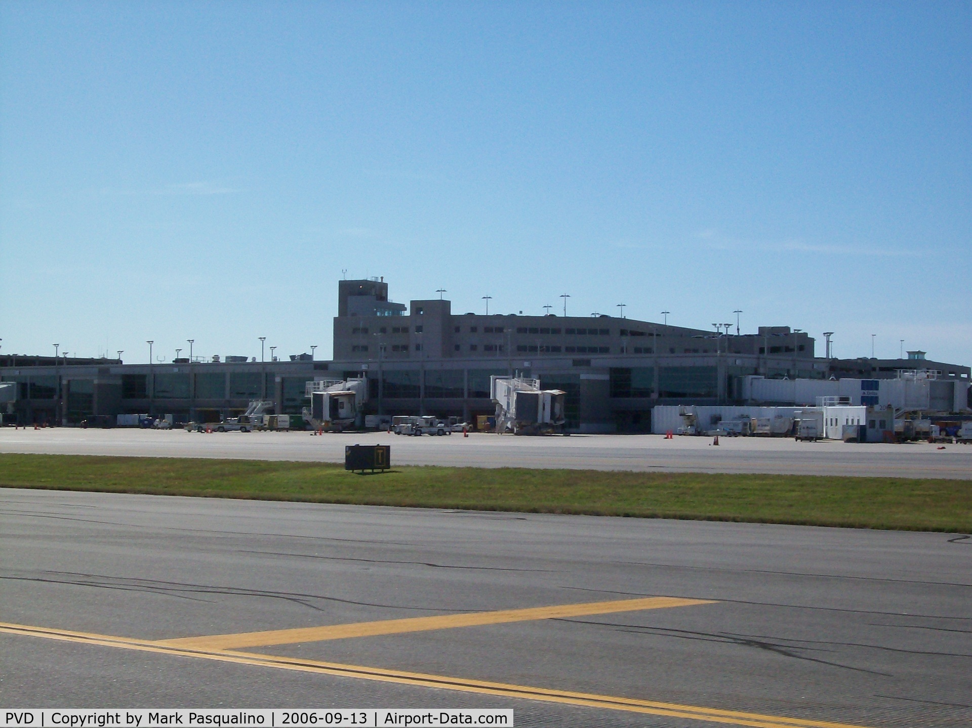 Theodore Francis Green State Airport (PVD) - Airline Terminal