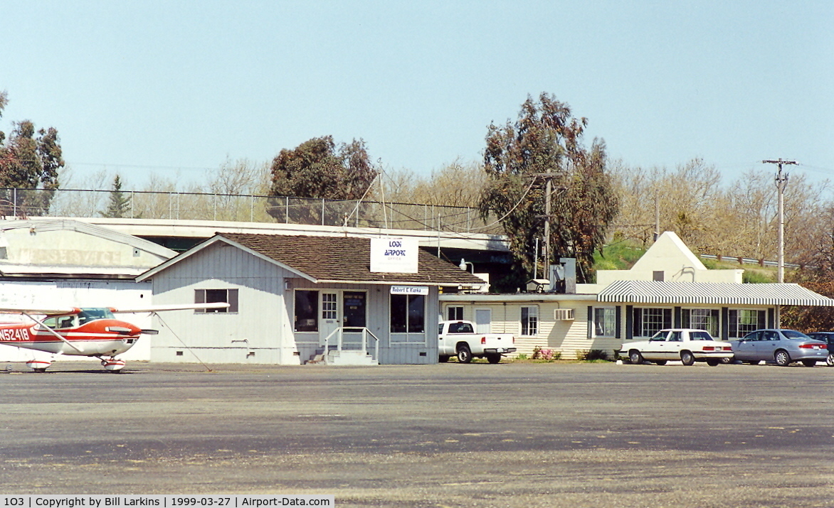 Lodi Airport (1O3) - Office and Coffee Shop