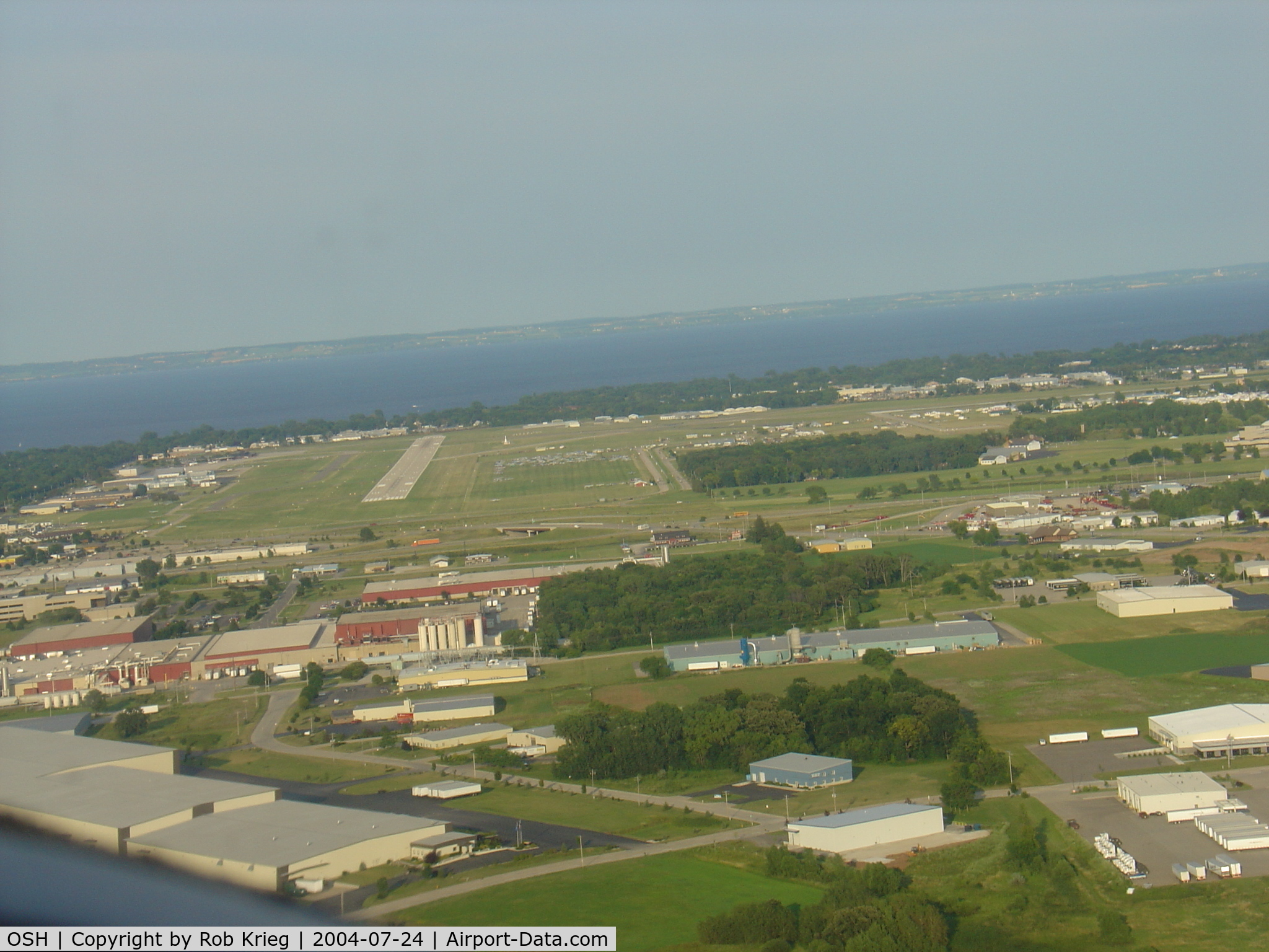 Wittman Regional Airport (OSH) - Airventure 2004