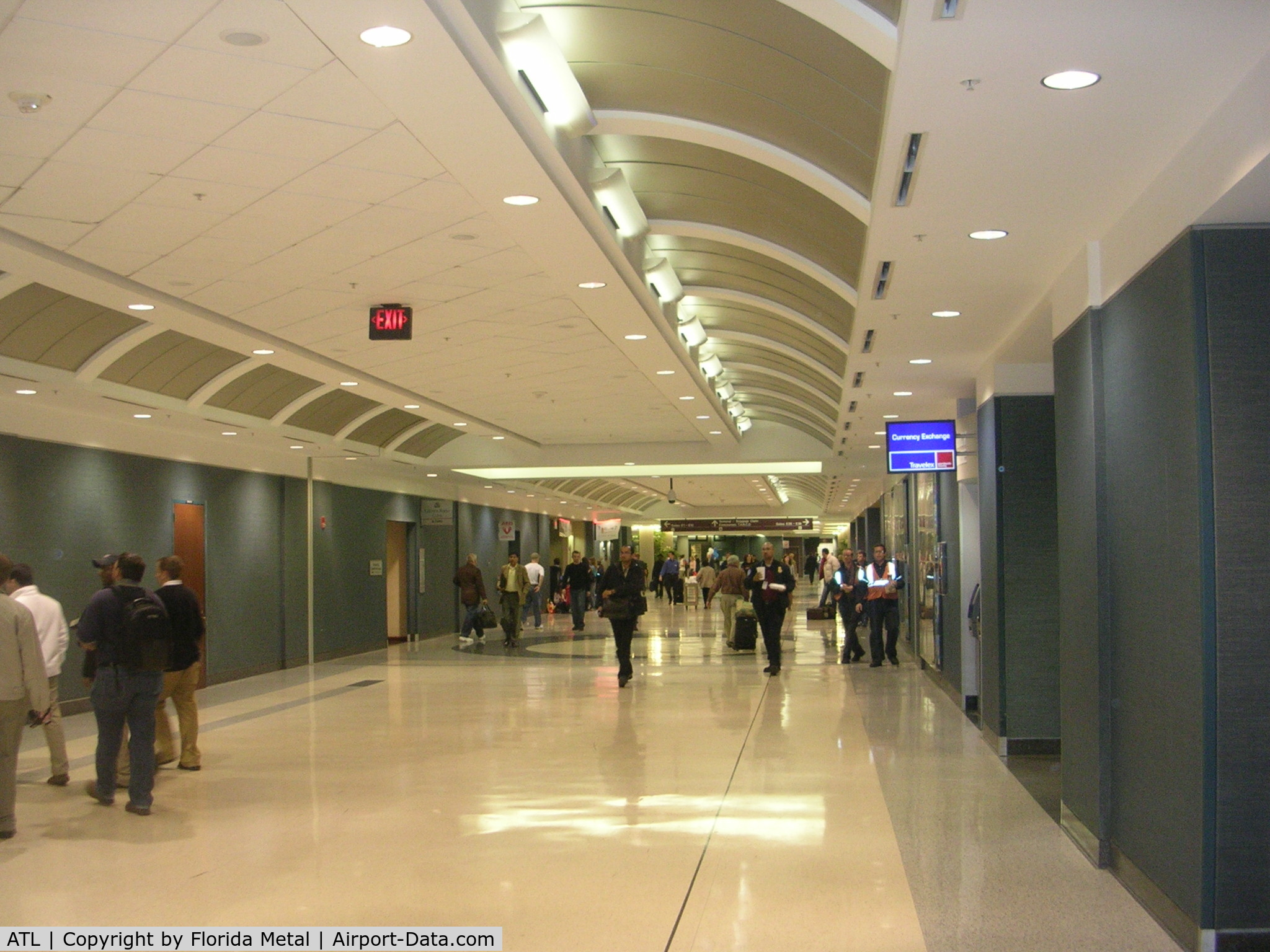 Hartsfield - Jackson Atlanta International Airport (ATL) - inside concourse E